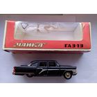 Модель Коллекционная СССР в масштабе 1:43.Чайка.С коробкой