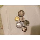 Кучка серебряных монеток