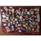 Лот 2. Значки