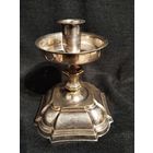 Подсвечник.