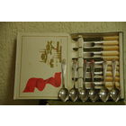 Набор столовых приборов  6 вилок + 6 ложек +6 ножей