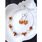 Комплект серьги и колье с натуральным янтарем и хрусталем