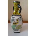 Ваза декоративная фарфоровая