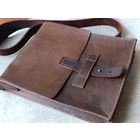 Сумка из натуральной кожи ручной работы.