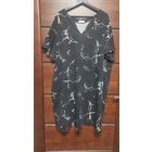 Невероятно мягкое платье на 66-68 размер. Б/у совсем недолго, не мой размер. Длина 102 см, ПОгруди 72 см (отлично тянется), ПОбедер 74 см. Отличный состав: 92% хлопка, 8% лайкра. Красиво смотрится н ф