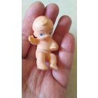 Пупс маленький. В колясочку.