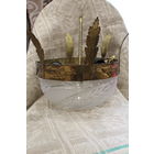 Шикарная люстра но с повреждениями