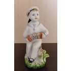 Статуэтка фарфор "Морячок-гармонист"(Смелый)