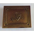 Бронзовая шкатулка "Голуби" 60-70-е годы. Размер 8-8.7 см. Высота 3 см.