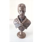 Статуэтка бронза,  высота 16см