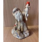 Статуэтка Дед Мороз с зайцем Дед Мороз и звери, Городница 1955 г. высота 21 см