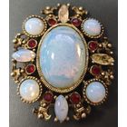 Брошь Лунный камень ,опаловое стекло. СССР