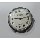 Часы мужские "Ракета" Россия. Исправные. Размер часов 4-4.2 см.