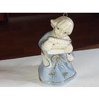 Фарфоровая статуэтка - колокольчик  Девочка с гармошкой . С рубля !