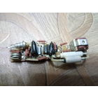 Плата с деталями.