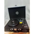 Проигрыватель виниловых пластинок NUMARK PT01 Touring