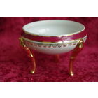 Ваза фарфоровая  ( Франция . LIMOGES )  высота 7,5 см , диаметр 10 см   (целая )