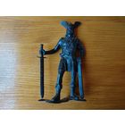 Фигурка викинга.