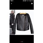 Куртка стеганая 42-44 Осень. Черная, графит. Отличнейшее состояние.   Стильно смотрится.   Всего за 49 руб. Могу выслать почтой.