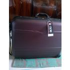 Новый чемодан брэнда CROWN