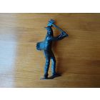 Фигурка викинга.