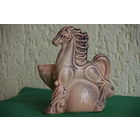 Статуэтка   Лошадь   ( обливная керамика )  высота 16 , длинна 14    целая