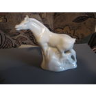 Фарфоровая статуэтка "Конь" Городницкий завод (конец 50-х начало 60-х годов СССР)