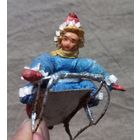 Ёлочная игрушка СССР Девочка на санках вата папье-маше