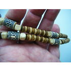 Стильные бусы.