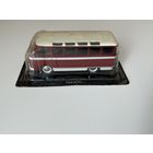 Автолегенда РАФ-977Д.