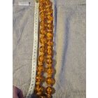 Крупные старые бусы