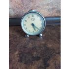 Механический будильник "МИР". СССР. На запчасти.