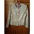 Красивый пиджак с рисунком,48-50 р.