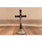 Распятие настольное