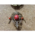 Кулон - брошь . Чехословакия . Красное стекло