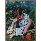 Ребенок с игрушечной лошадкой. Германия. 1950-60-е. Чистая.