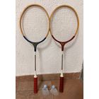 Винтажный набор для бадминтона, включающий две ракетки с деревянными ободами и два волана, ГДР