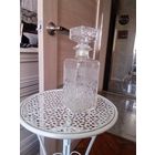 Красивый штоф из толстого стекла