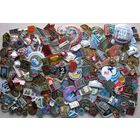 Значки ассорти, 150 штук, без повторов, все разные.