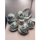 Сервиз чайный Лилия на 6 персон (24 предметов), фарфор, деколь, золочение, Ленинградский фарфоровый завод (ЛФЗ), СССР, 1989-1992 гг.