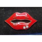 Брошь "Губы, поцелуй"