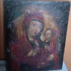 Иверская икона Божьей матери в киоте