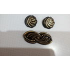 Набор бижутерии (клипсы, брошь)