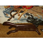 Пресс для сжатия пробок для дальнейшей укупорки, чаще всего, медицинских пузырьков СССР ?  . Чугун  Ящерица "