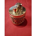 Бензиновая зажигалка Германия. высота 8 см. диаметр 6см.