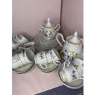 Сервиз Добруш на 12 персон ,39 предметов