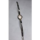 Часы Луч . С рубля без МЦ.