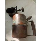 Лампа паяльная бензиновая. Верхняя часть медная или латунная