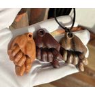 Сувенир, подвеска, брелок Фига, кукиш Дерево: красное дерево, дуб Цена разная