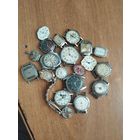 Часы и механизмы на запчасти.